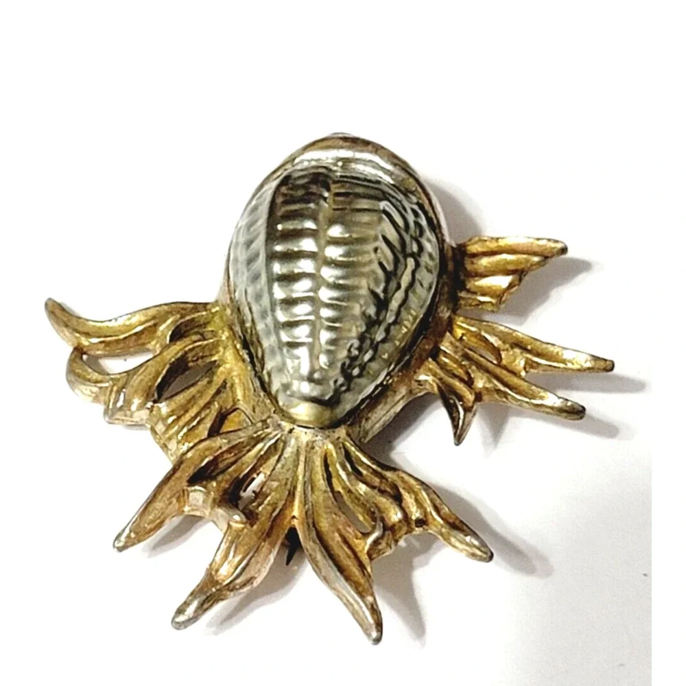 RARE Lion Fish Brooch Pin 2